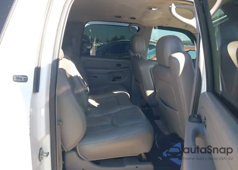 2005 Chevrolet Suburban 1500 Lt из США, поврежденный, VIN 3GNEC16Z15G242069